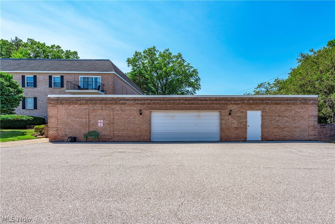 1155 Charter Oak Lane Westlake OH 44145