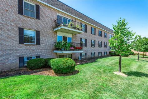 1155 Charter Oak Lane Westlake OH 44145