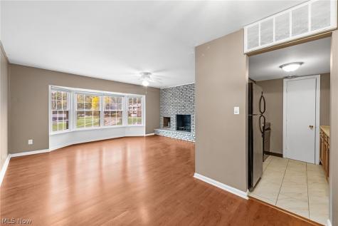 6910 Carriage Hill Drive Brecksville OH 44141