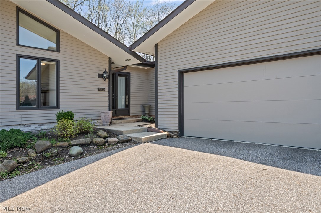 6972 Windward Hills Drive Brecksville OH 44141