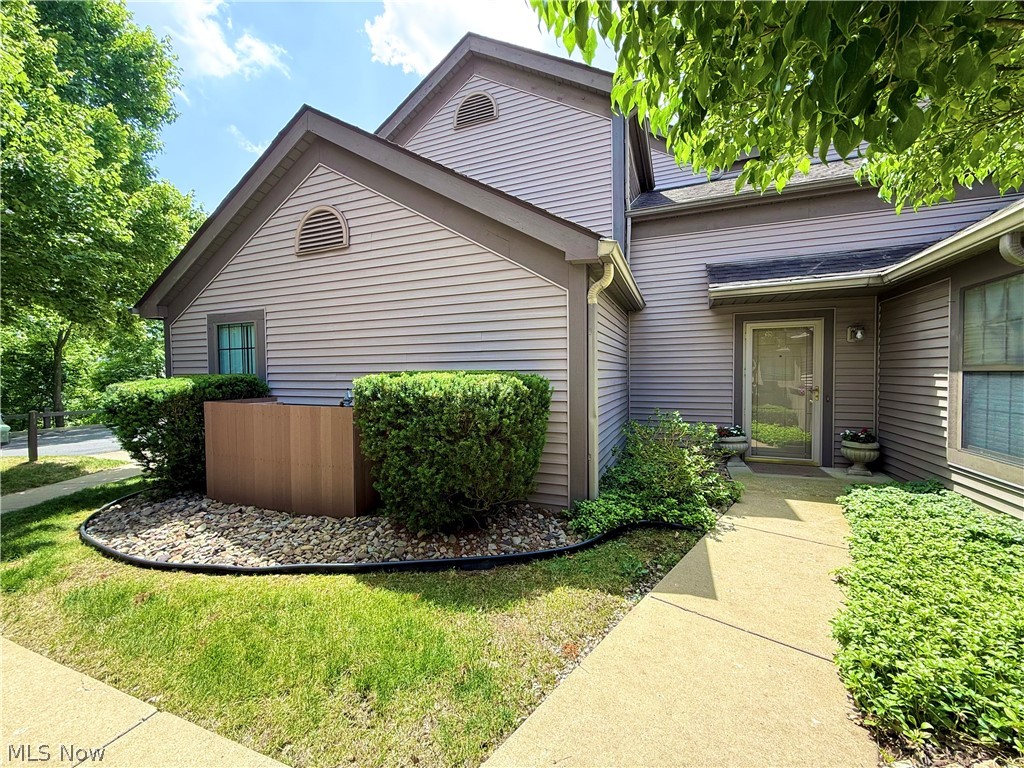 4084 Saint Andrews Court Canfield OH 44406