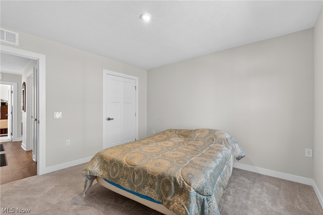 994 Sunrise Way Akron OH 44312