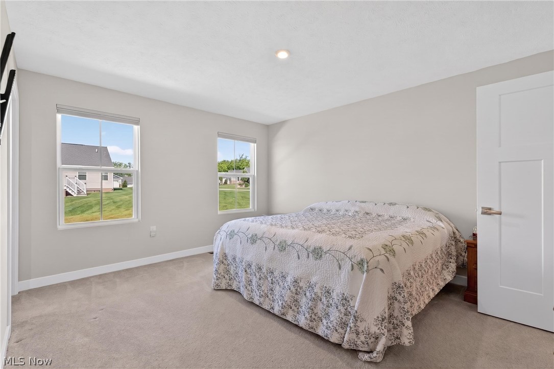 994 Sunrise Way Akron OH 44312