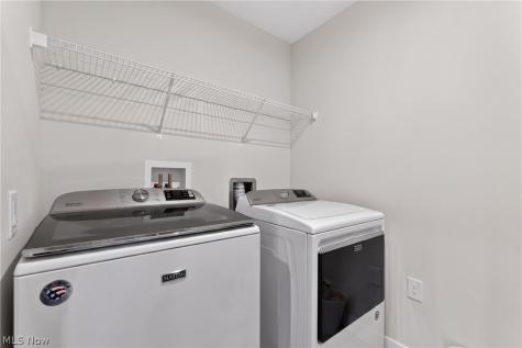 994 Sunrise Way Akron OH 44312