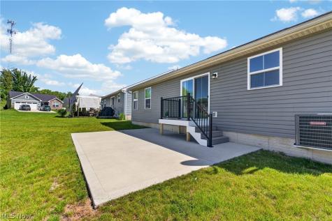 994 Sunrise Way Akron OH 44312