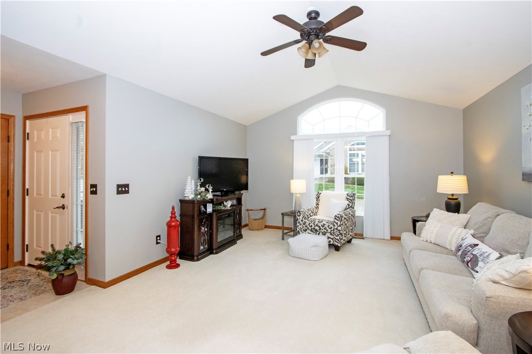 344 Woodbury Circle Dalton OH 44618