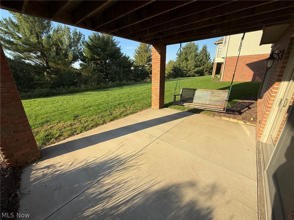 1152 Pine Bluff Drive NE New Philadelphia OH 44663
