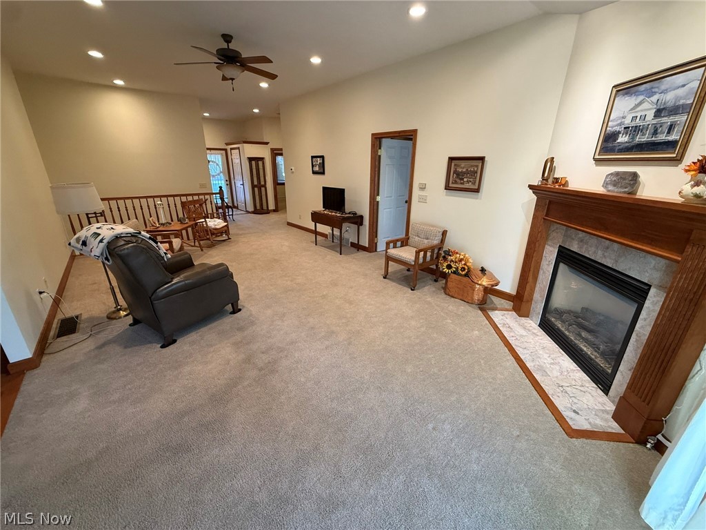 1152 Pine Bluff Drive NE New Philadelphia OH 44663