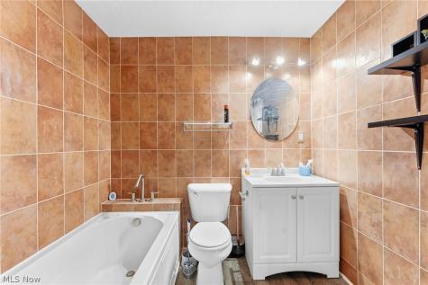 23885 David Drive North Olmsted OH 44070