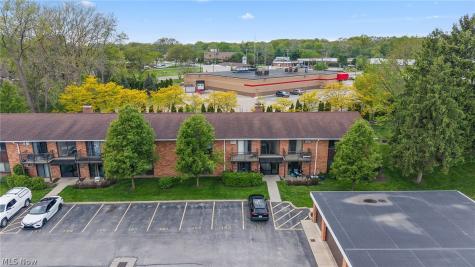 23885 David Drive North Olmsted OH 44070