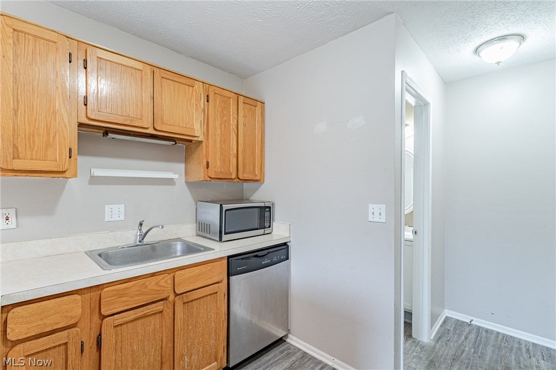 1440 Cedarwood Drive Westlake OH 44115