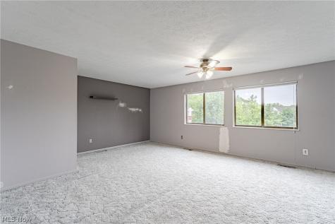1440 Cedarwood Drive Westlake OH 44115