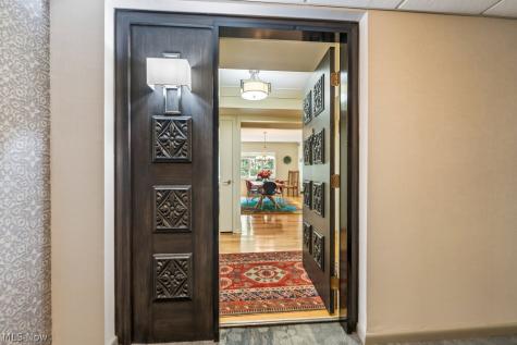 3701 Mayfield Road Cleveland Heights OH 44121