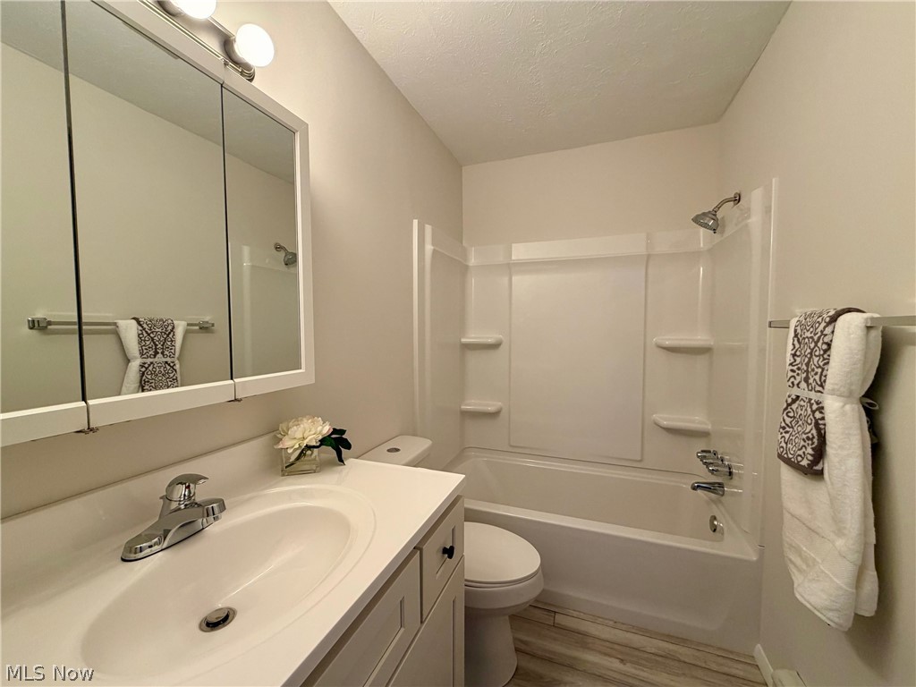 31622 N Marginal Drive Willowick OH 44095