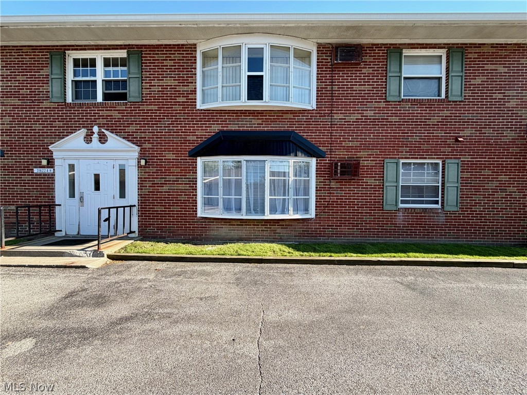 31622 N Marginal Drive Willowick OH 44095