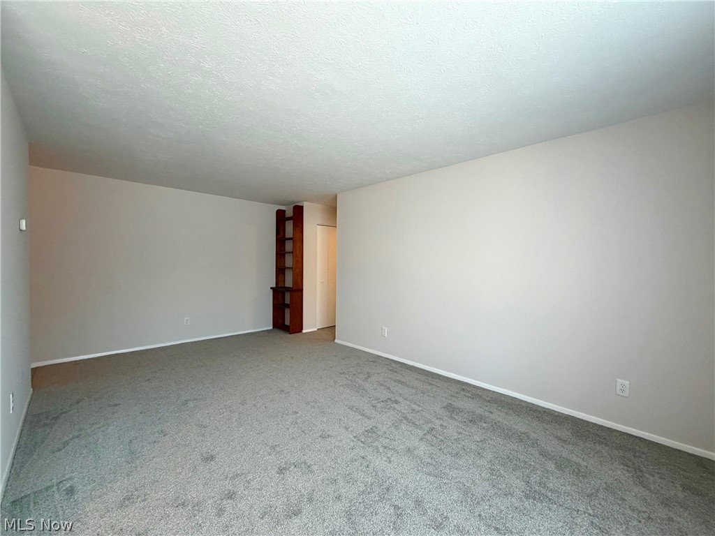 31622 N Marginal Drive Willowick OH 44095