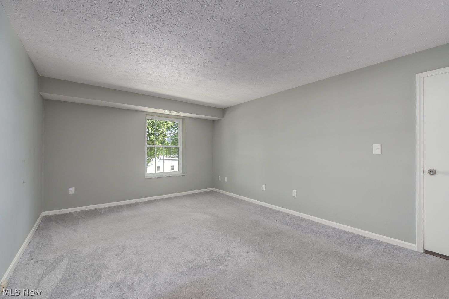 1931 King James Parkway Westlake OH 44145
