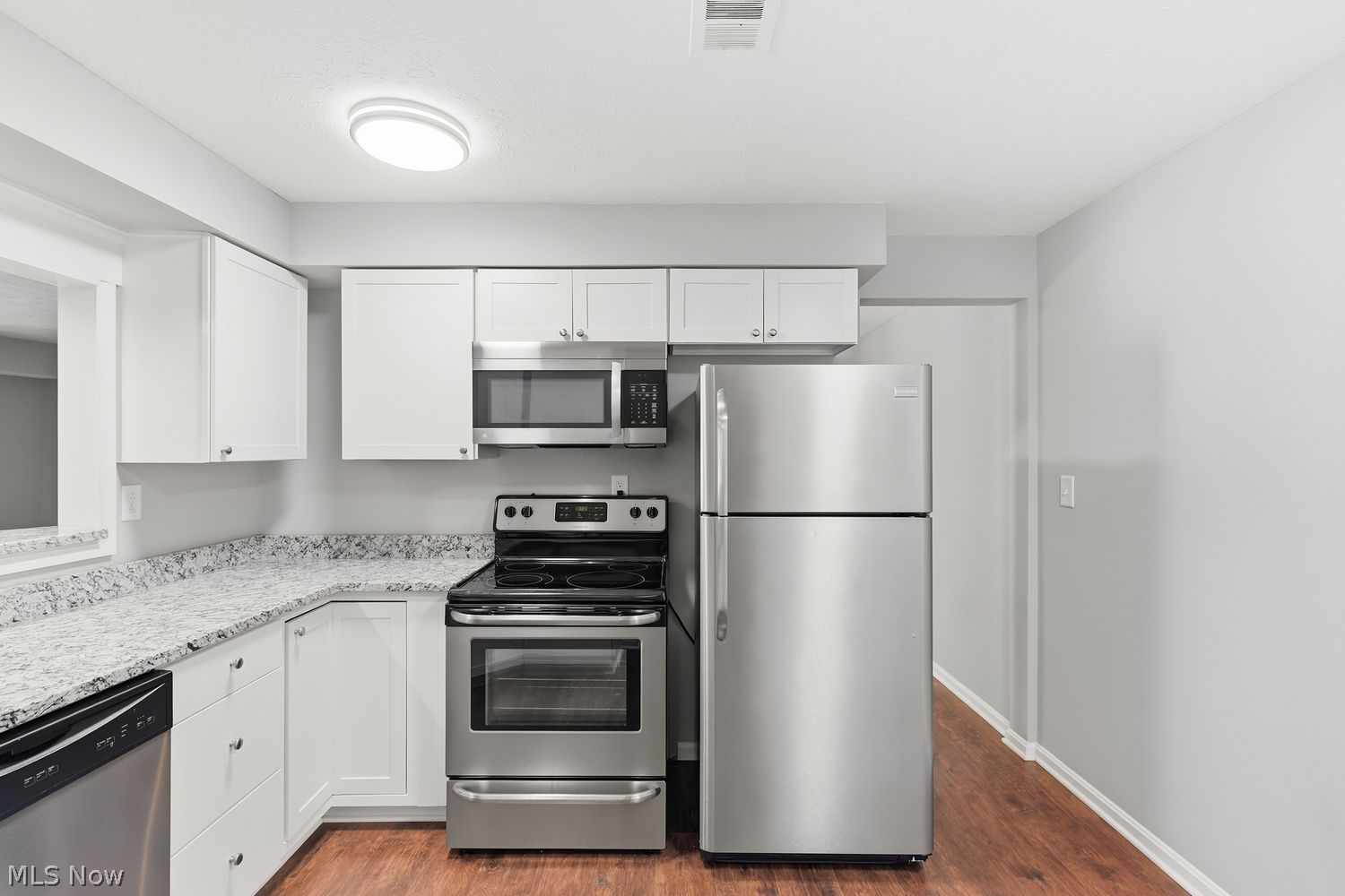 1931 King James Parkway Westlake OH 44145