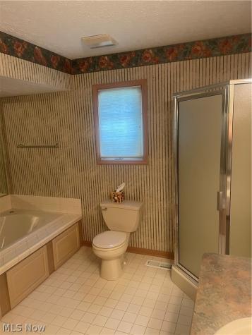 22275 Harvest Oval Strongsville OH 44149