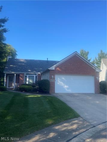 22275 Harvest Oval Strongsville OH 44149