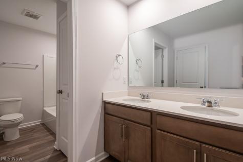 733 N Greenway Drive Westlake OH 44145