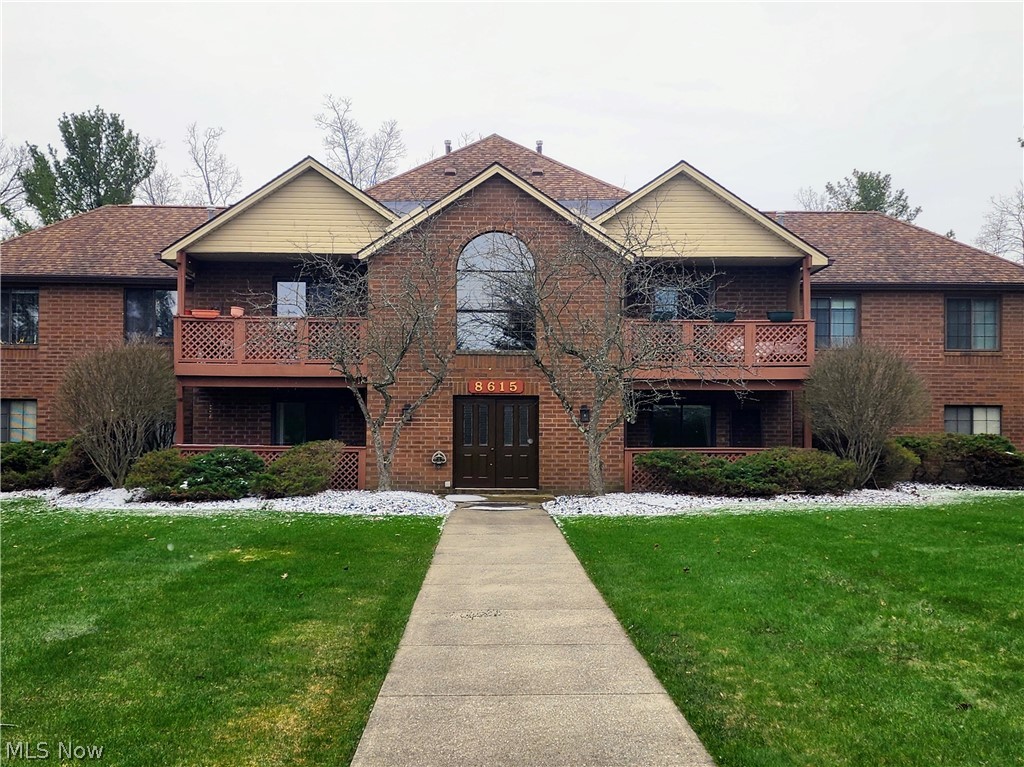 8615 Scenicview Drive Broadview Heights OH 44147