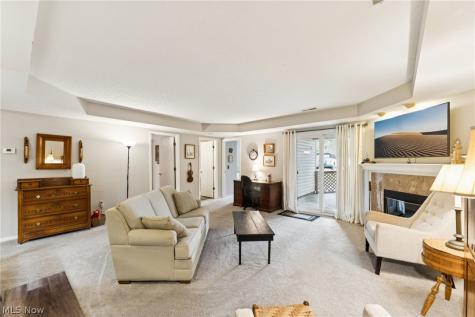 8615 Scenicview Drive Broadview Heights OH 44147