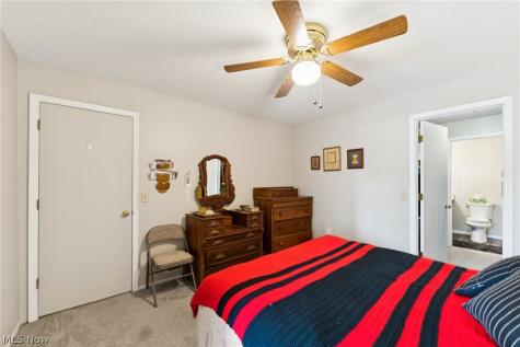 8615 Scenicview Drive Broadview Heights OH 44147