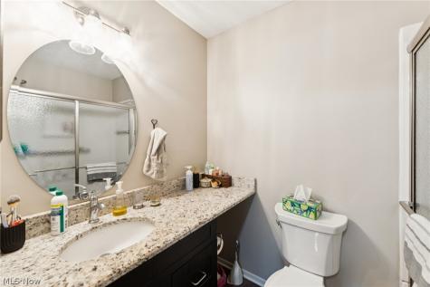 8615 Scenicview Drive Broadview Heights OH 44147