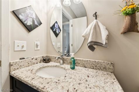 8615 Scenicview Drive Broadview Heights OH 44147