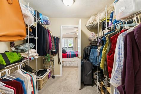 8615 Scenicview Drive Broadview Heights OH 44147