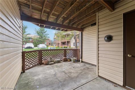 8615 Scenicview Drive Broadview Heights OH 44147
