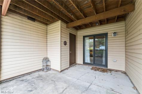 8615 Scenicview Drive Broadview Heights OH 44147