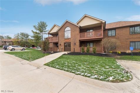8615 Scenicview Drive Broadview Heights OH 44147