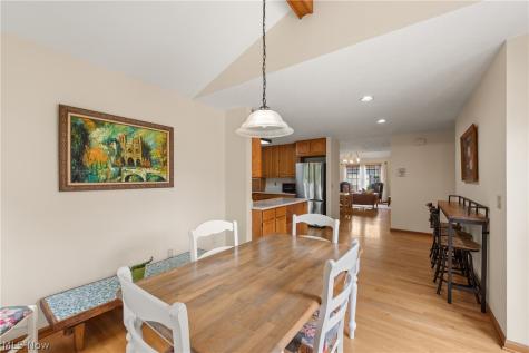 14 Pond Drive Rocky River OH 44116