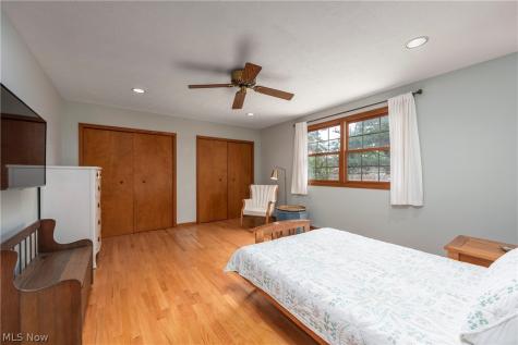 14 Pond Drive Rocky River OH 44116