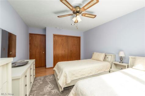 14 Pond Drive Rocky River OH 44116