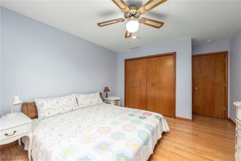 14 Pond Drive Rocky River OH 44116