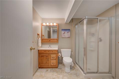 14 Pond Drive Rocky River OH 44116