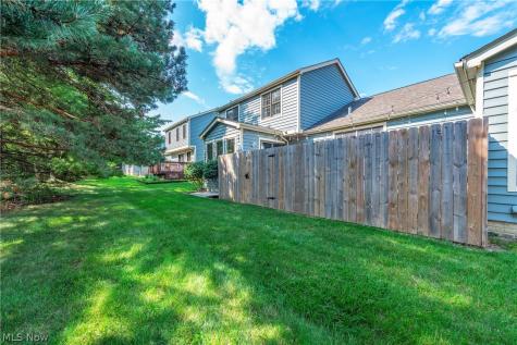 14 Pond Drive Rocky River OH 44116