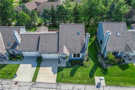14 Pond Drive Rocky River OH 44116