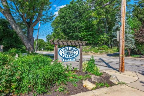 14 Pond Drive Rocky River OH 44116