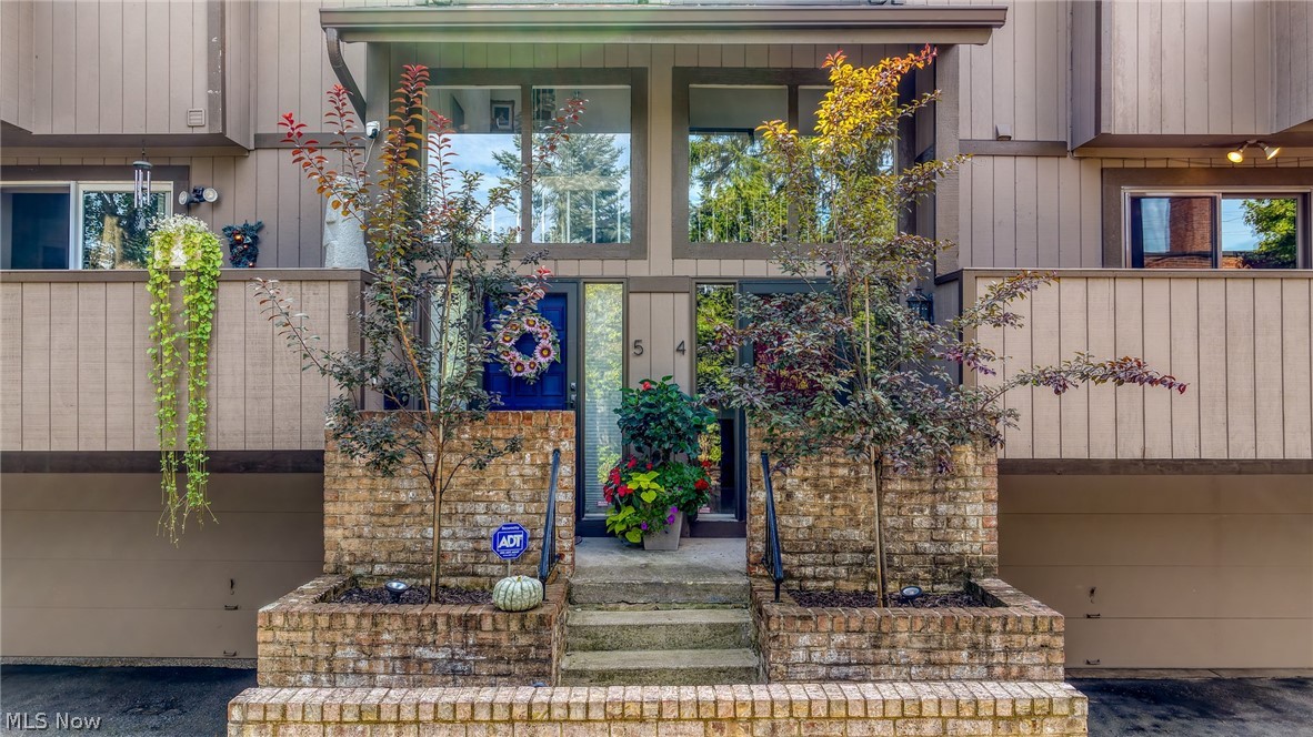 2675 Warrensville Center Road Shaker Heights OH 44122