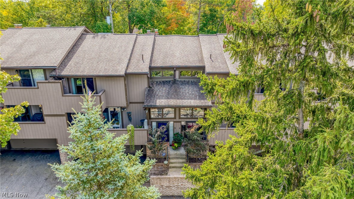 2675 Warrensville Center Road Shaker Heights OH 44122