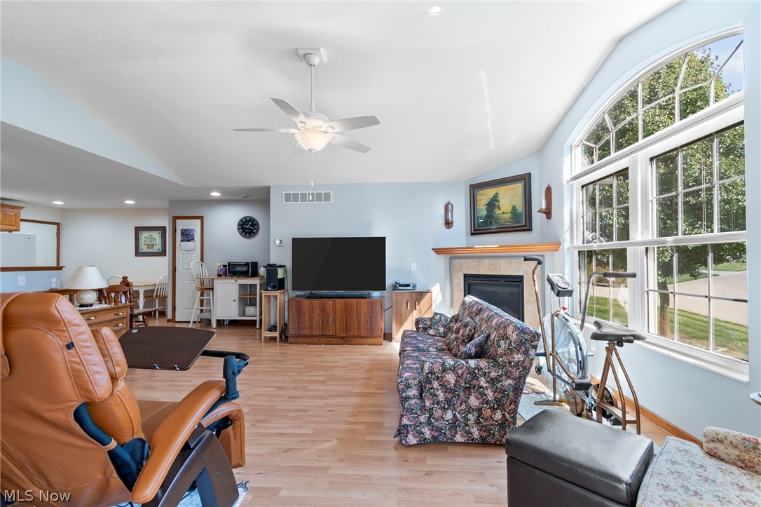 224 Woodbury Circle Dalton OH 44618