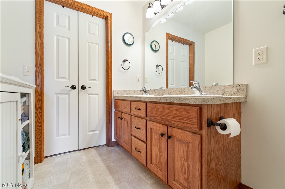 224 Woodbury Circle Dalton OH 44618