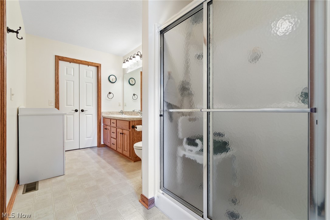 224 Woodbury Circle Dalton OH 44618