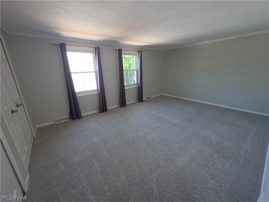 7372 Avon Drive Mentor OH 44060