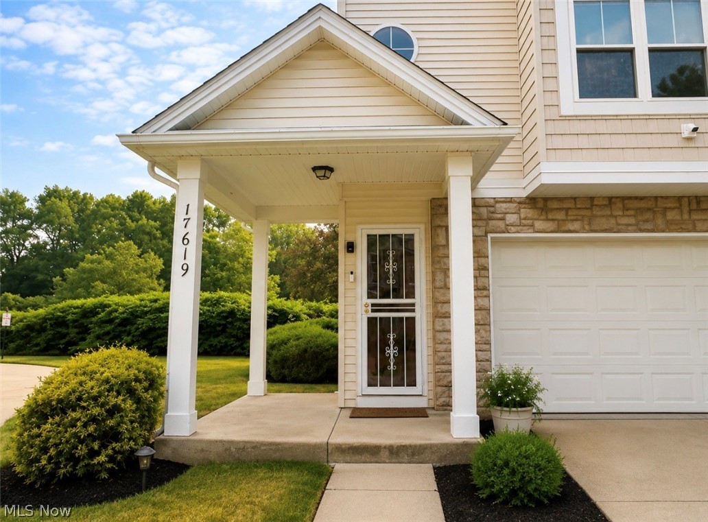 17619 Wildwood Lane Cleveland OH 44119