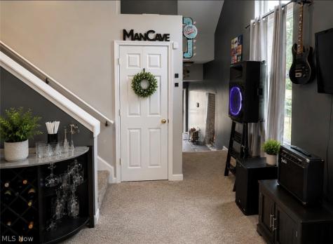17619 Wildwood Lane Cleveland OH 44119